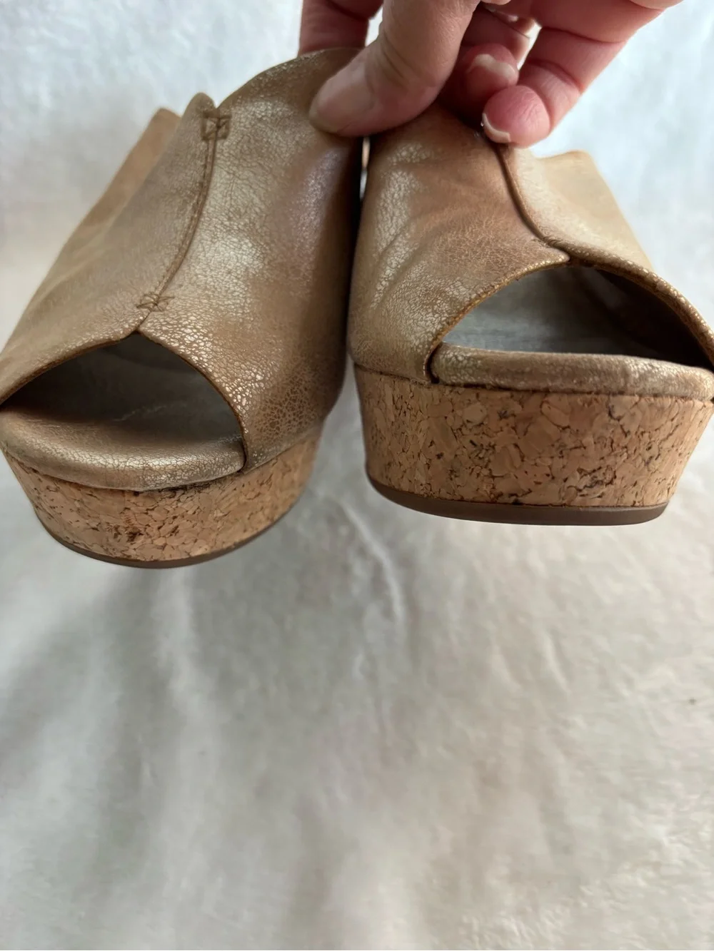 Ugg Australia Dominique Peep Toe Platform Cork Wedges Gold Size 9
